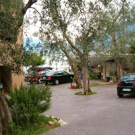 דירה Casa Luisa מאלצ'סינה